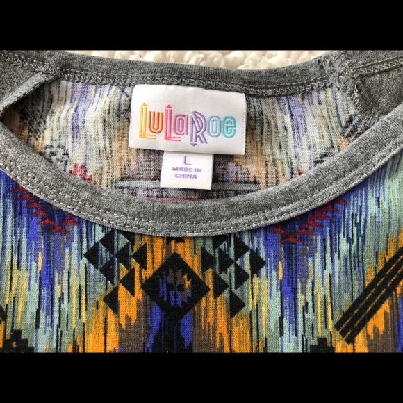 Lularoe Randy Shirt - Picture 2 of 2